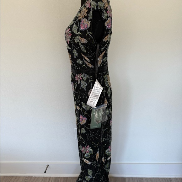 MAC DUGGAL Floral Beaded Cap Sleeve Evening Gown 5229 Black Multi NWT Size 6 - Picture 10 of 11